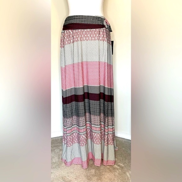 Robert Louis Dresses & Skirts - Robert Louis Maxi Skirt Women Large Boho New With Tag